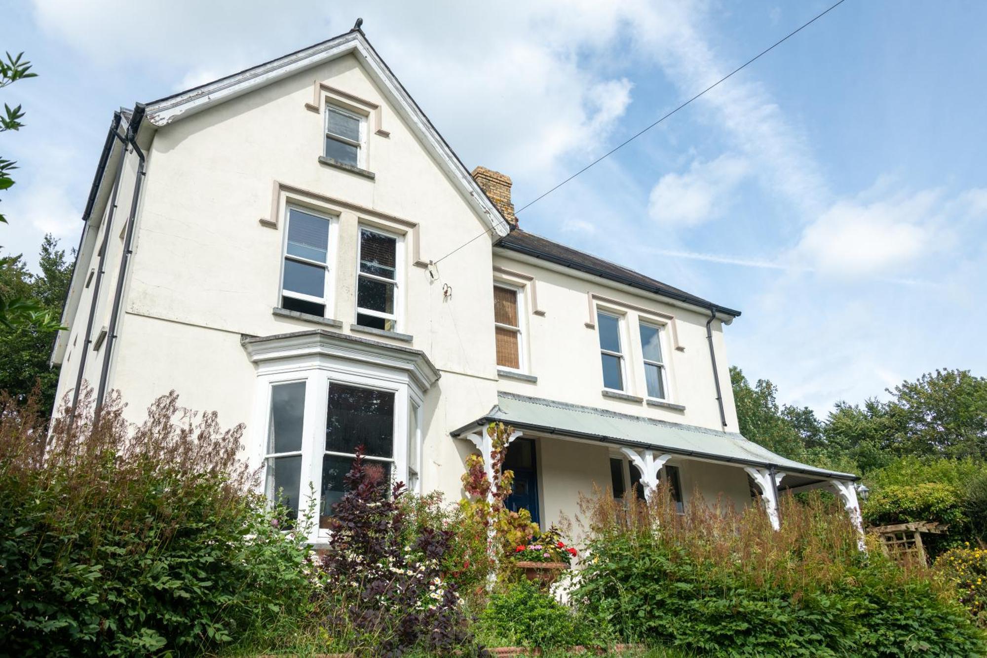House Of Brohedyn Homestay Newcastle Emlyn